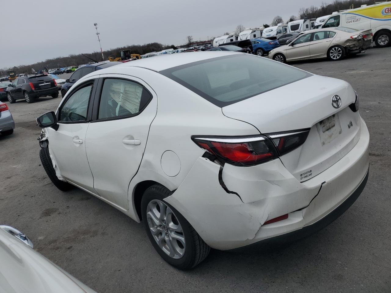 2017 TOYOTA YARIS IA - Image 2