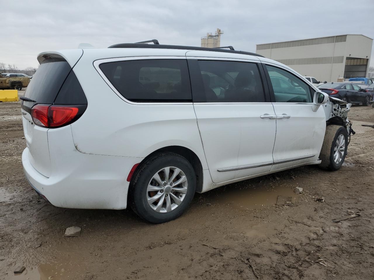 2017 CHRYSLER PACIFICA T - Фото 3