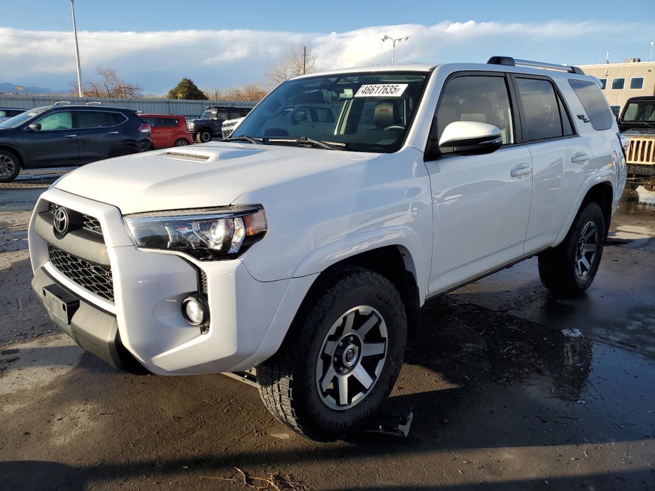 2018 TOYOTA 4RUNNER SR