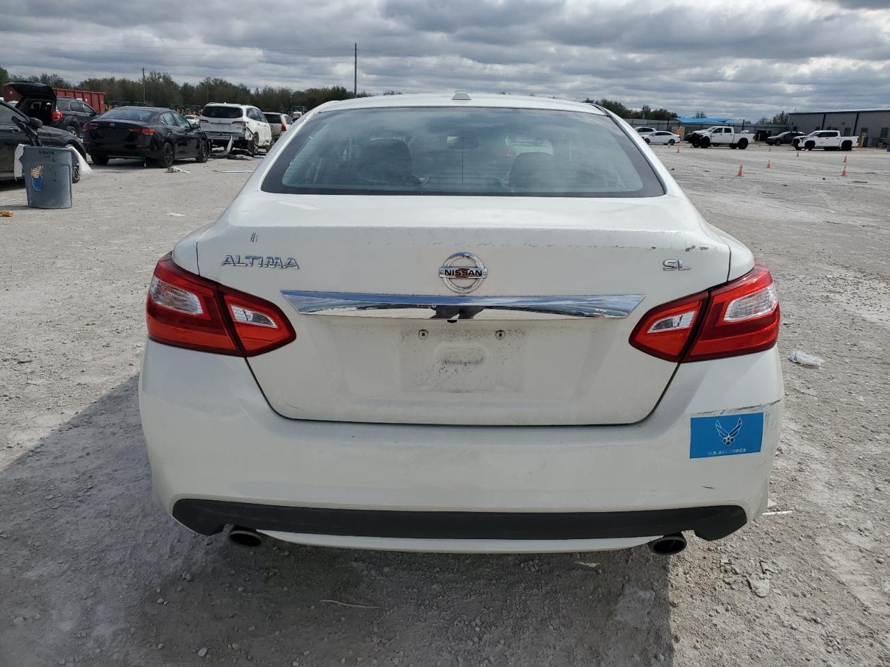 2017 NISSAN ALTIMA 2.5 - Image 6