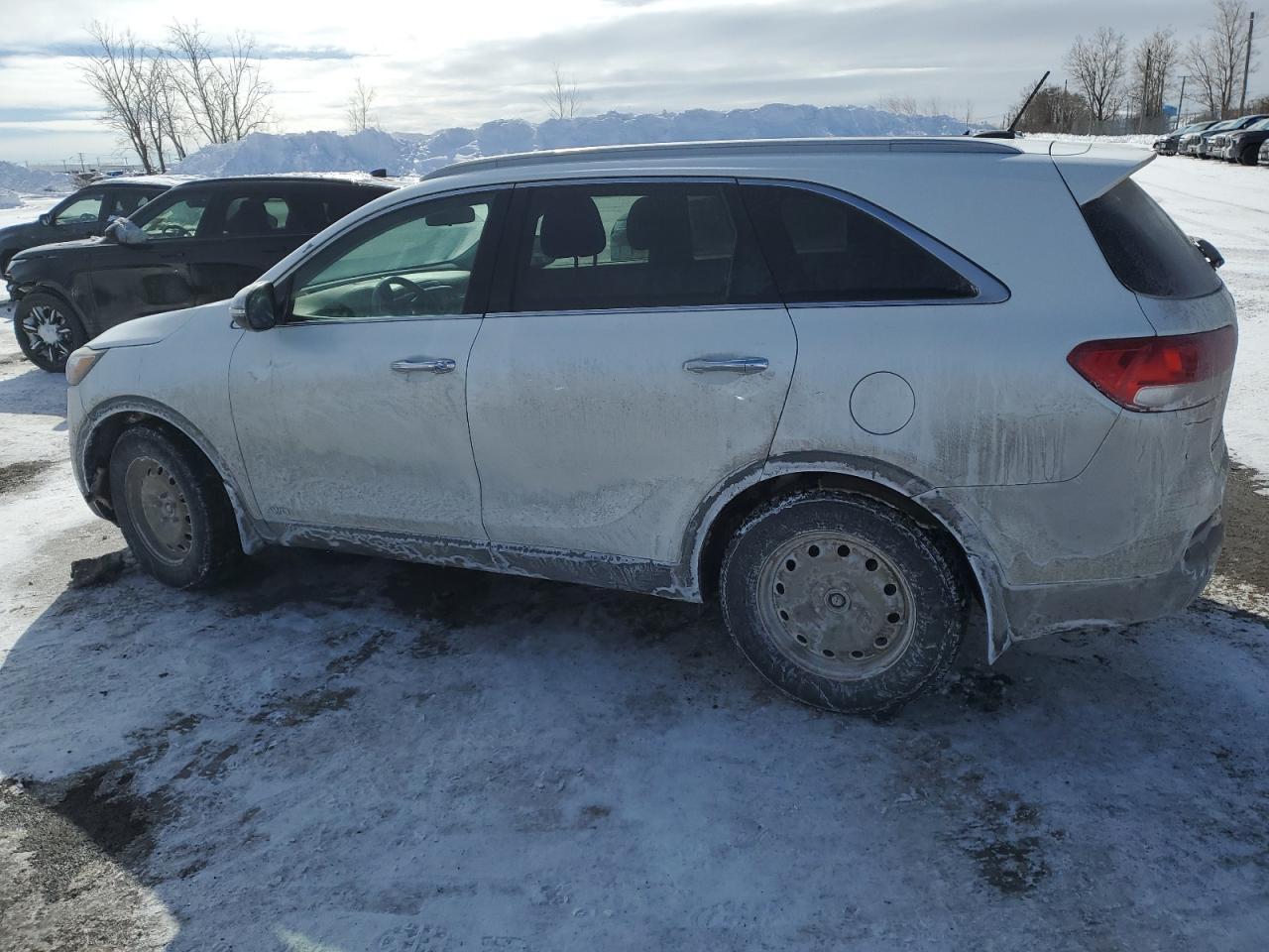 2016 KIA SORENTO LX - Image 2
