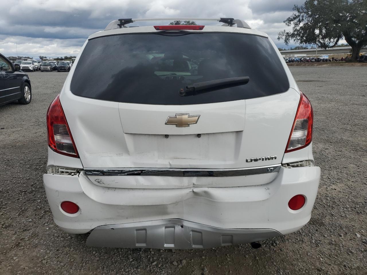 2014 CHEVROLET CAPTIVA LT - Image 6