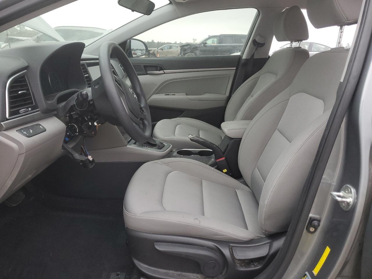 2018 HYUNDAI ELANTRA SE - Image 7
