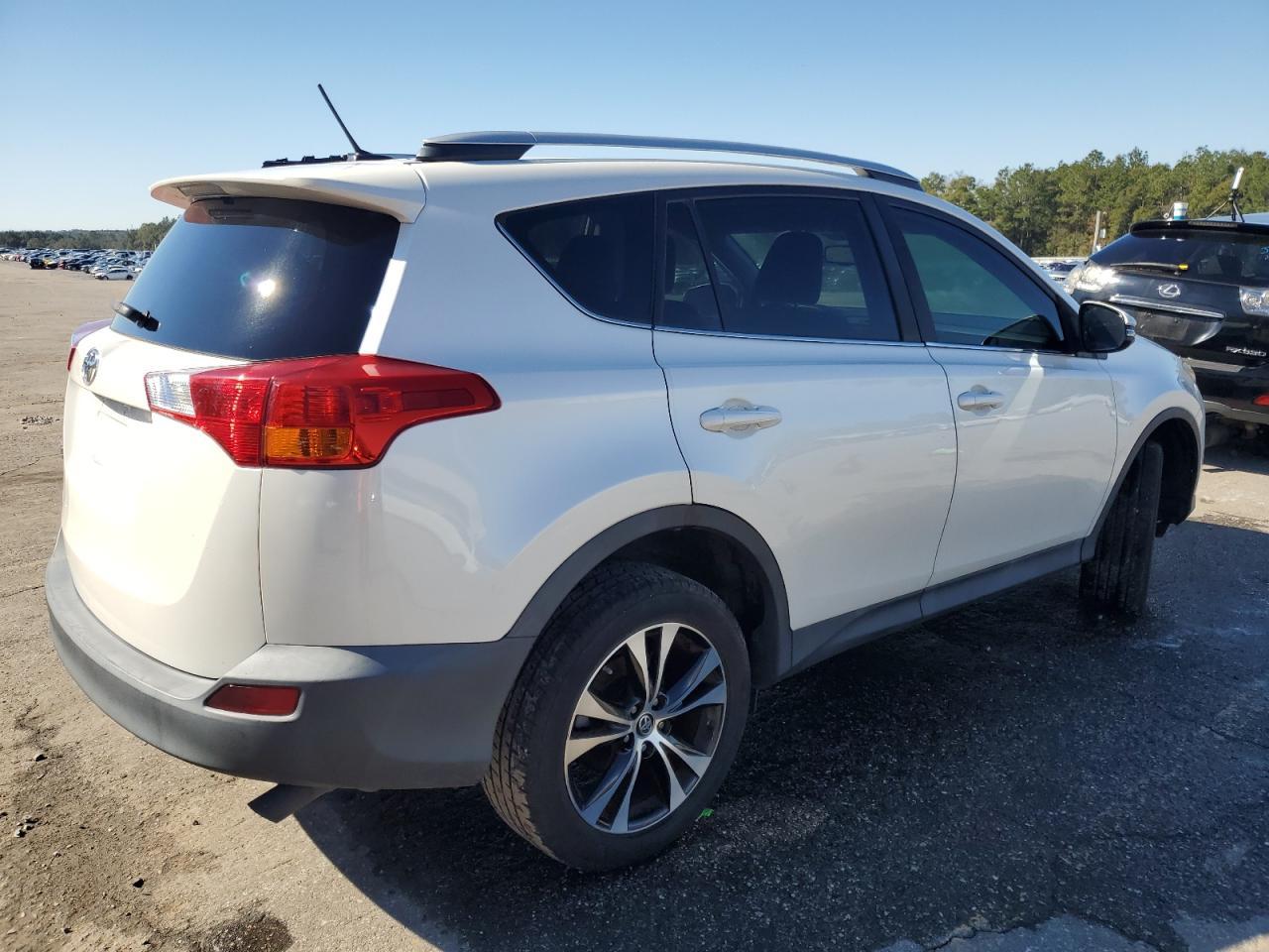 2015 TOYOTA RAV4 LIMIT - Image 3