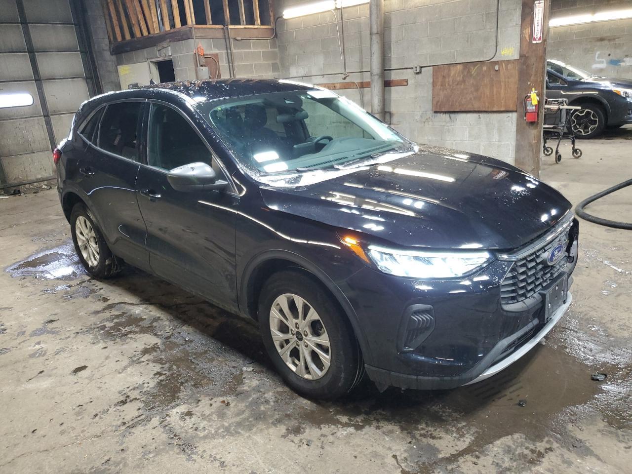 2023 FORD ESCAPE ACT - Image 4