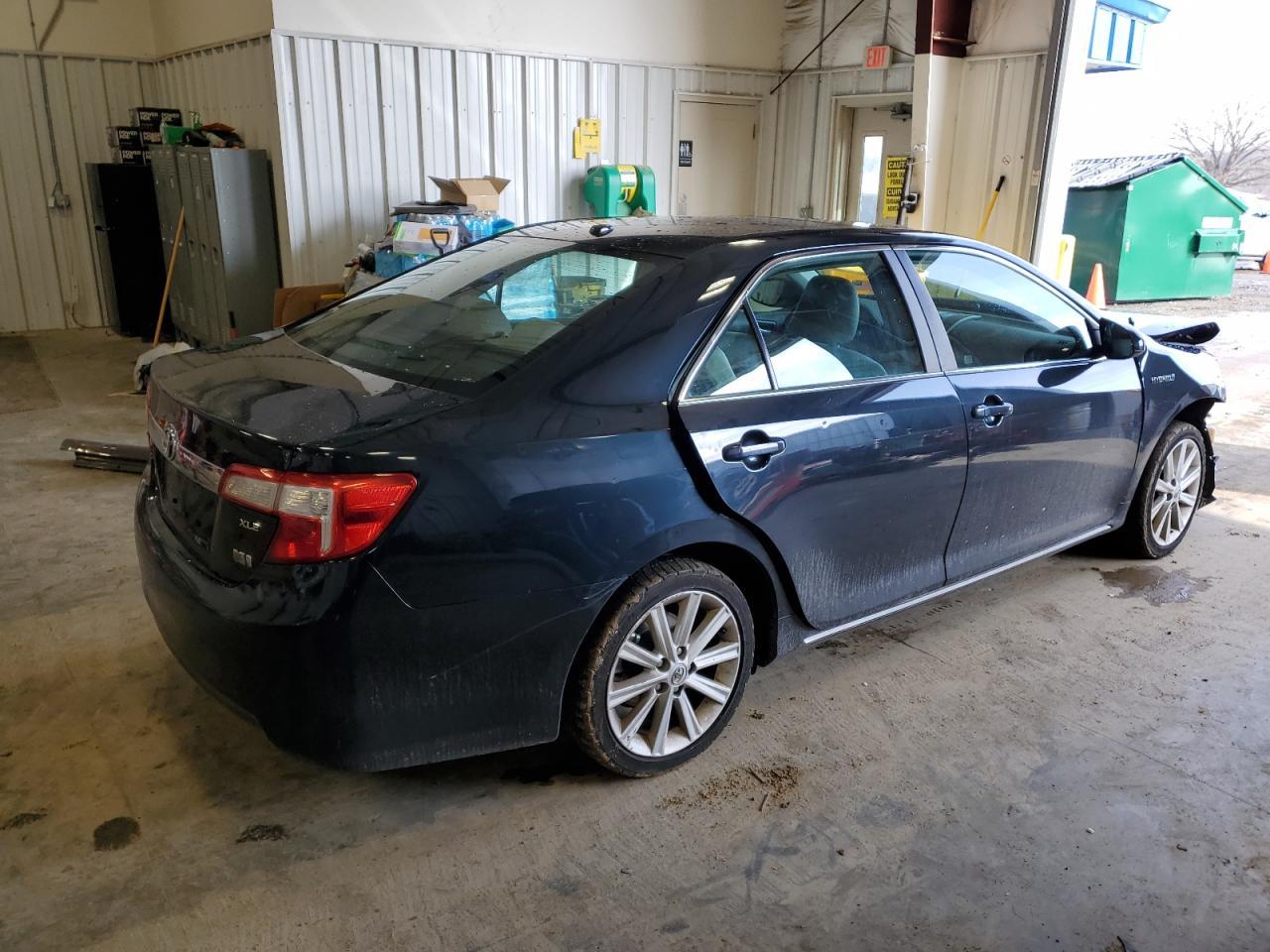 2012 TOYOTA CAMRY HYBR - Image 3