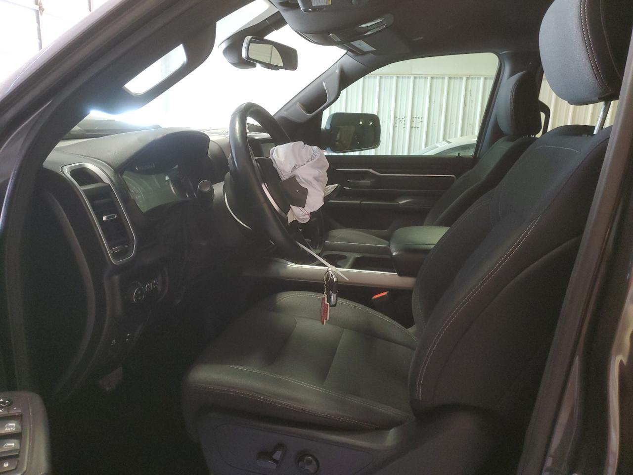 2019 RAM 1500 BIG H - Фото 7