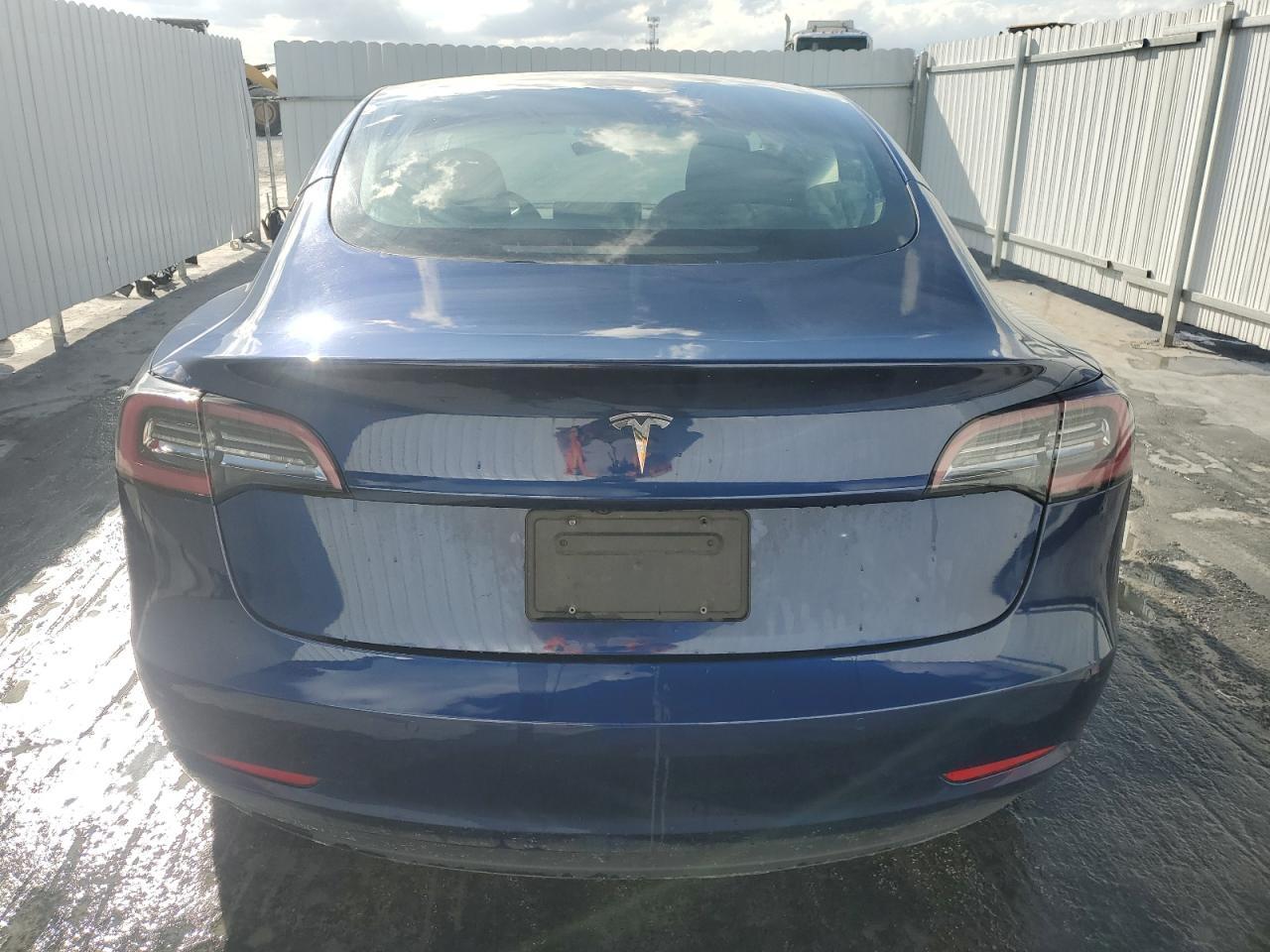 2022 TESLA MODEL 3 - Image 6