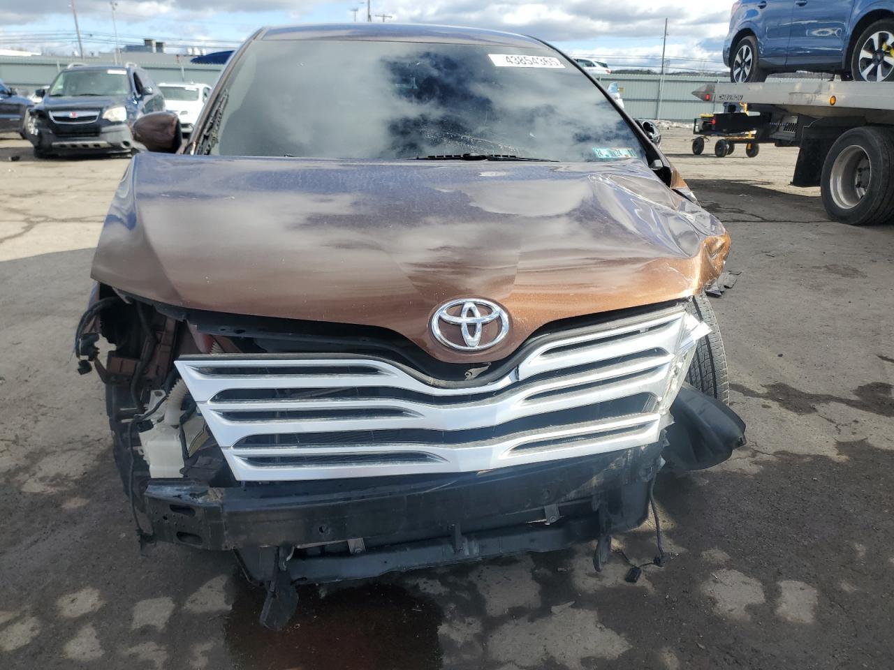 2011 TOYOTA VENZA - Фото 5