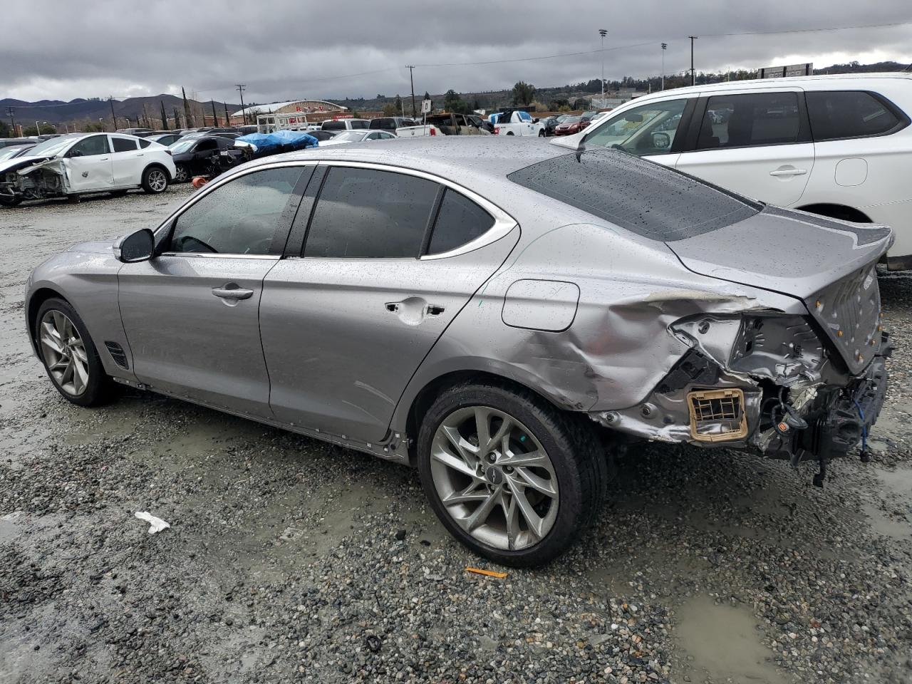 2022 GENESIS G70 BASE - Фото 2