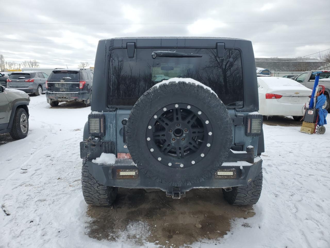 2014 JEEP WRANGLER U - Image 6