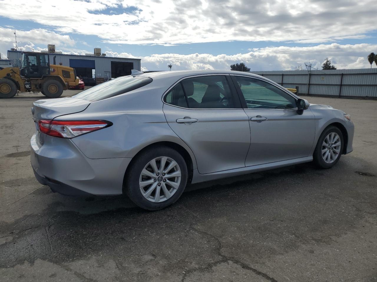 2019 TOYOTA CAMRY L - Image 3