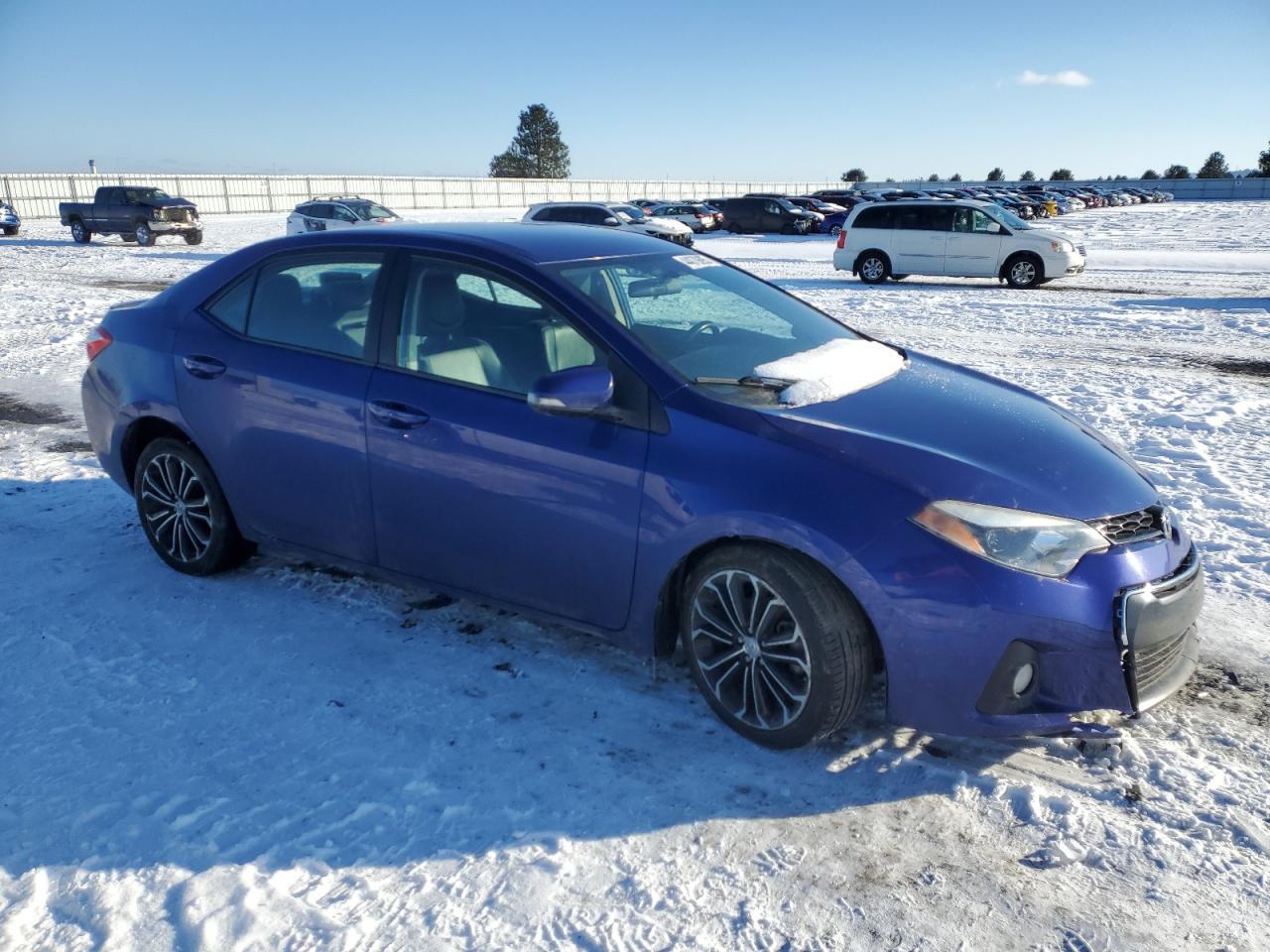 2015 TOYOTA COROLLA L - Image 4