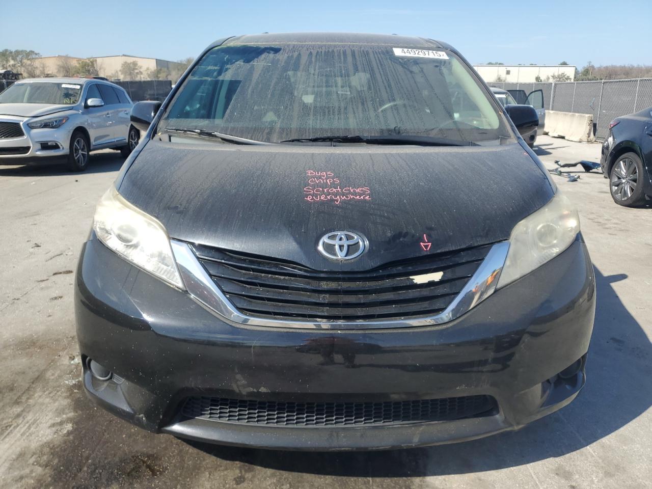 2015 TOYOTA SIENNA LE - Image 5