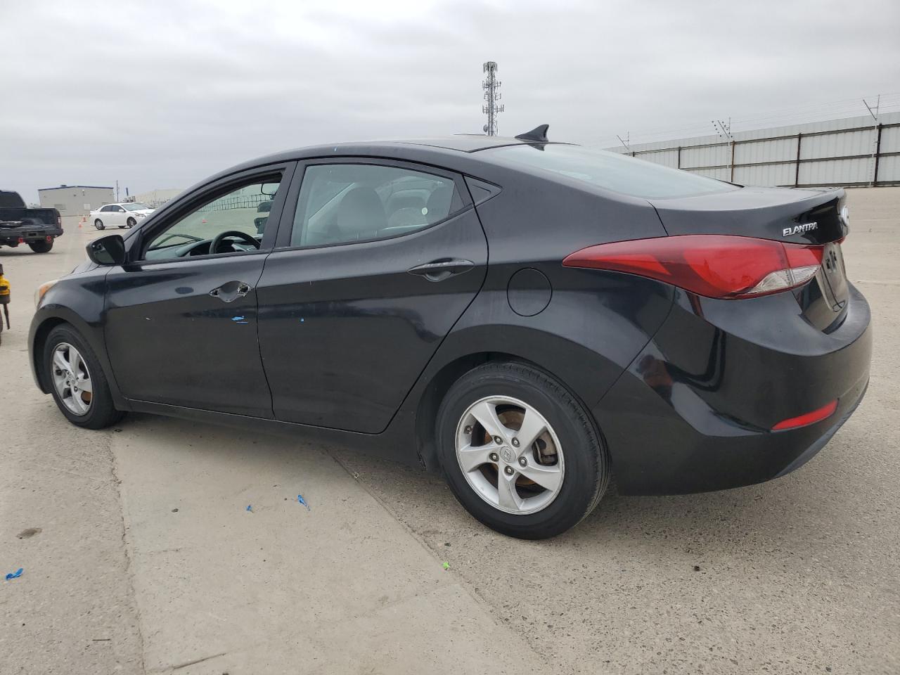 2015 HYUNDAI ELANTRA SE - Фото 2