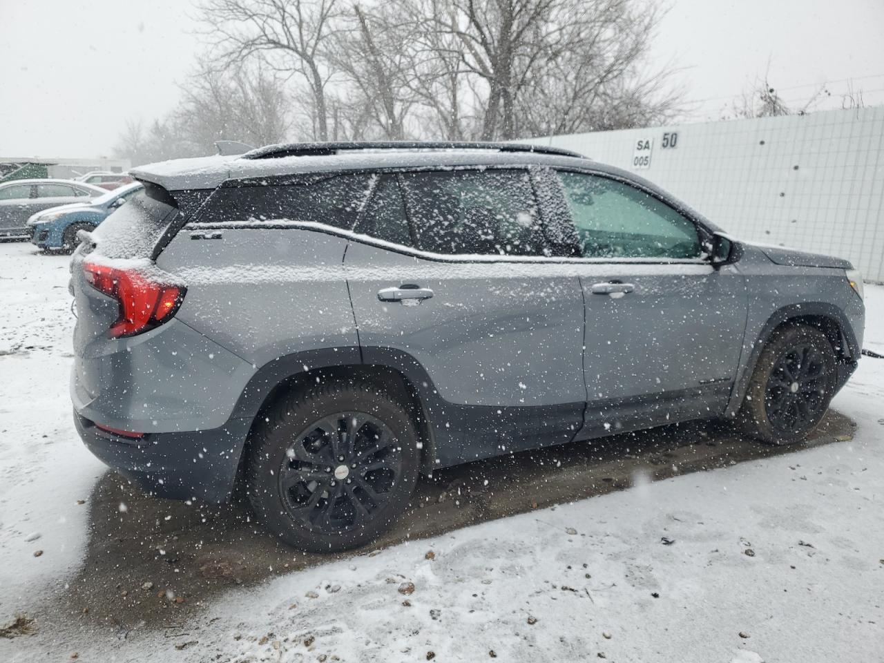 2019 GMC TERRAIN SL - Фото 3