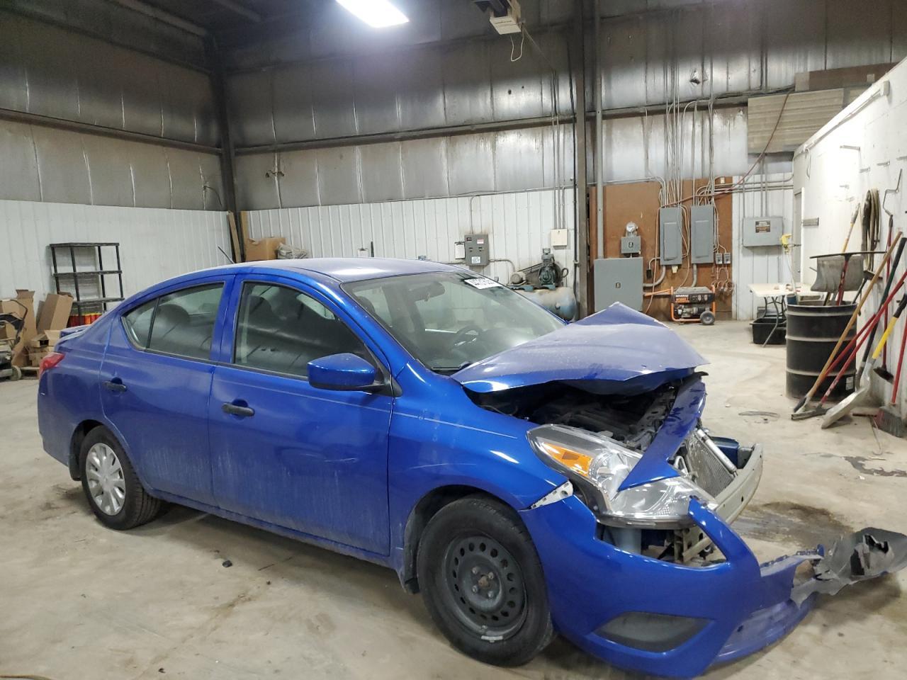 2016 NISSAN VERSA S - Фото 4