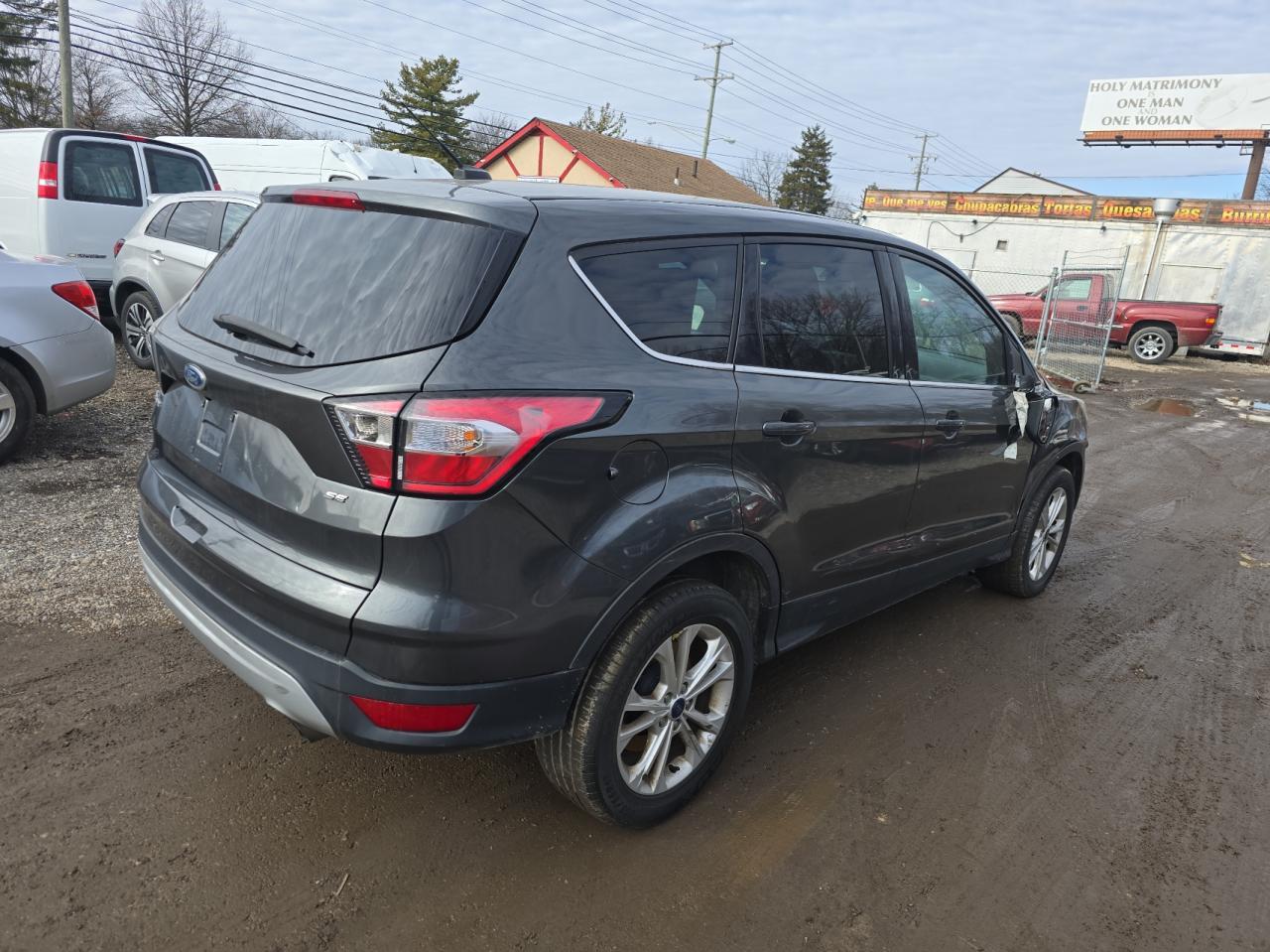 2017 FORD ESCAPE SE - Фото 4