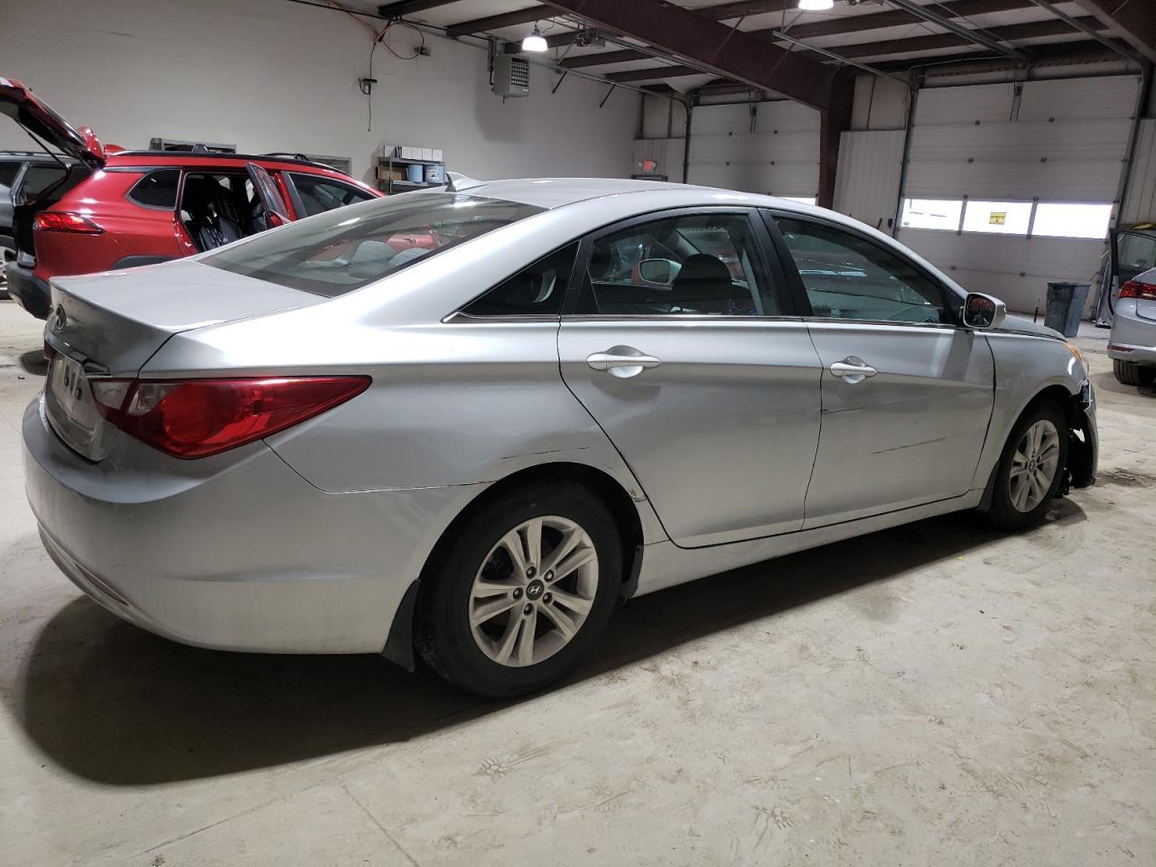 2013 HYUNDAI SONATA GLS - Фото 3