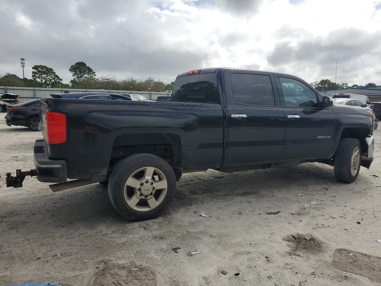 2018 CHEVROLET SILVERADO - Фото 3