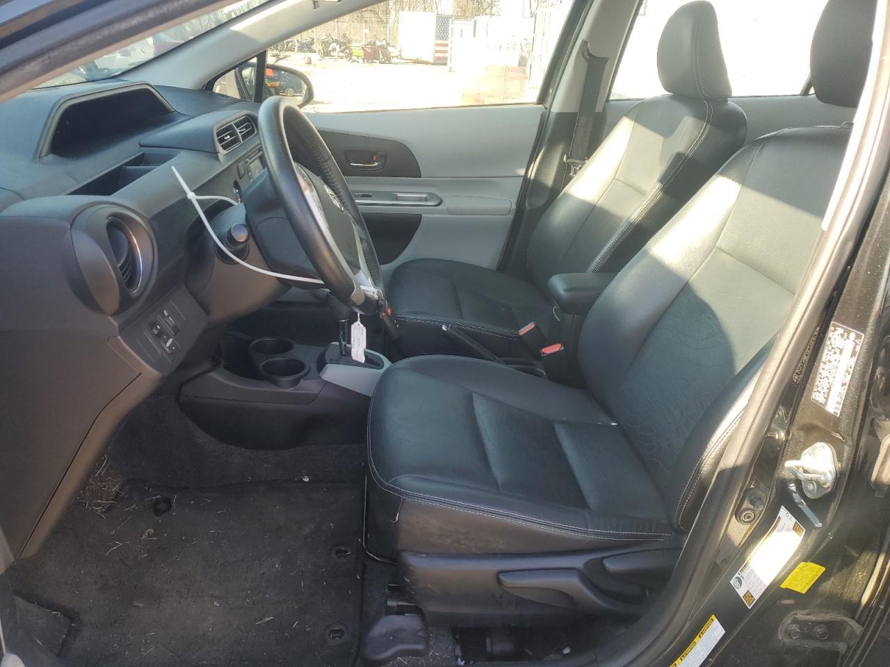 2013 TOYOTA PRIUS C - Фото 7