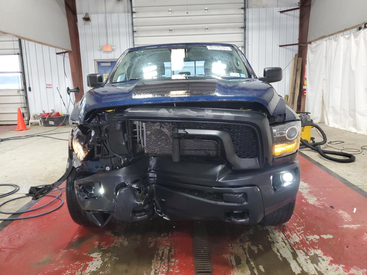 2020 RAM 1500 CLASS - Фото 5