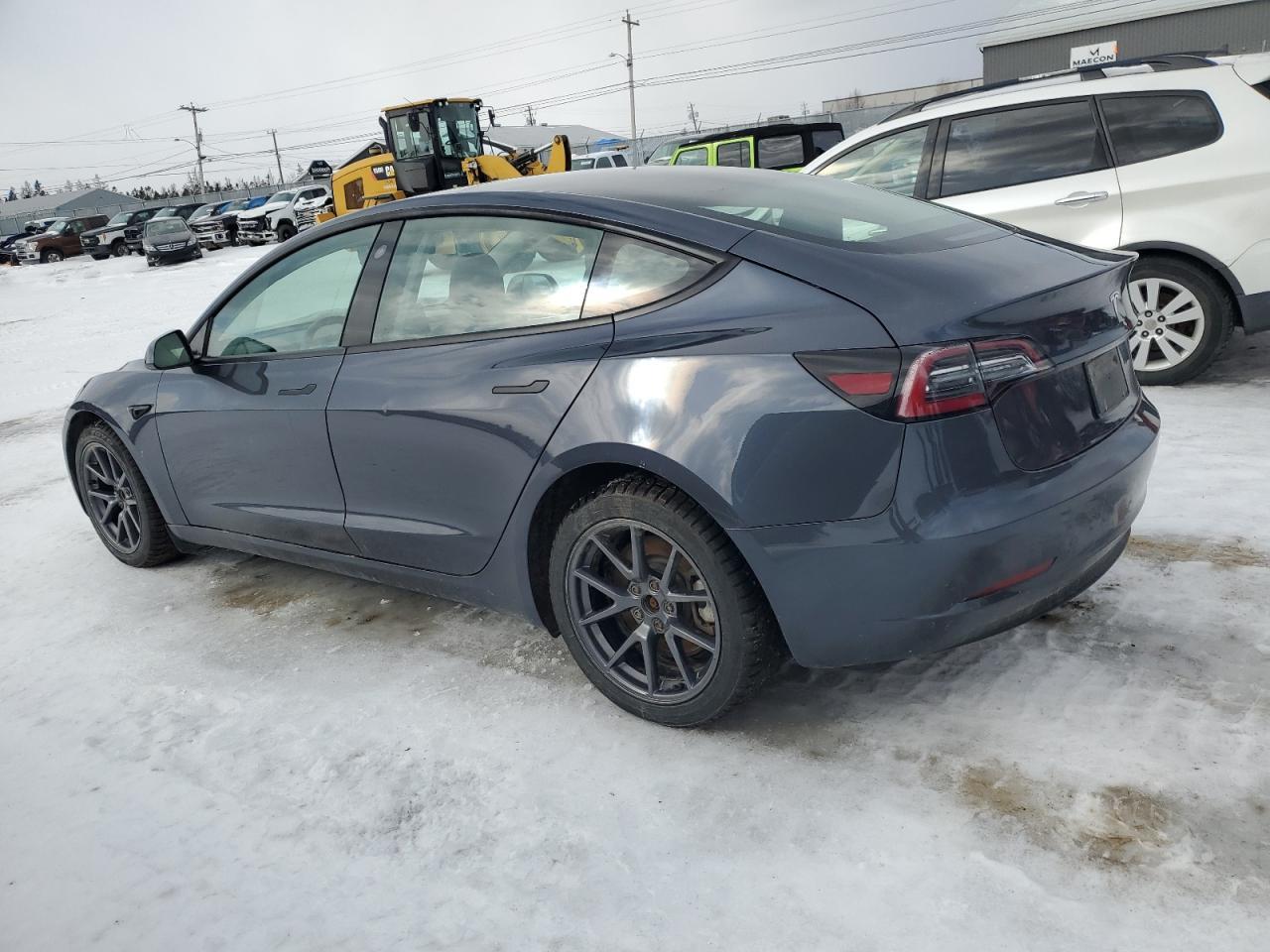 2023 TESLA MODEL 3 - Фото 2