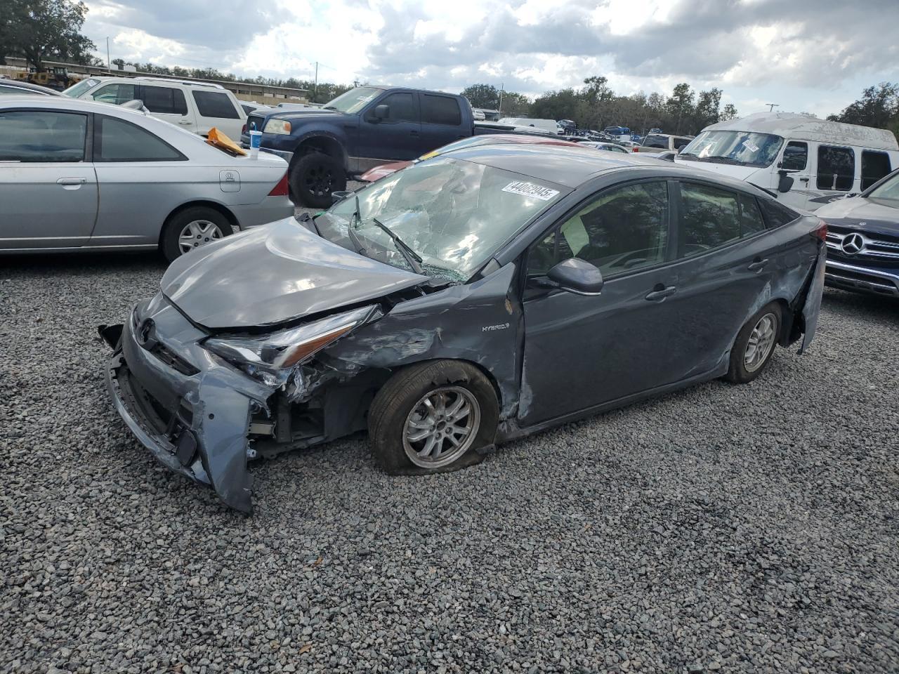 2019 TOYOTA PRIUS