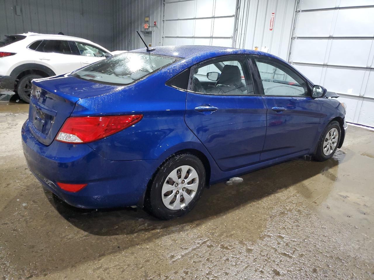 2016 HYUNDAI ACCENT SE - Фото 3