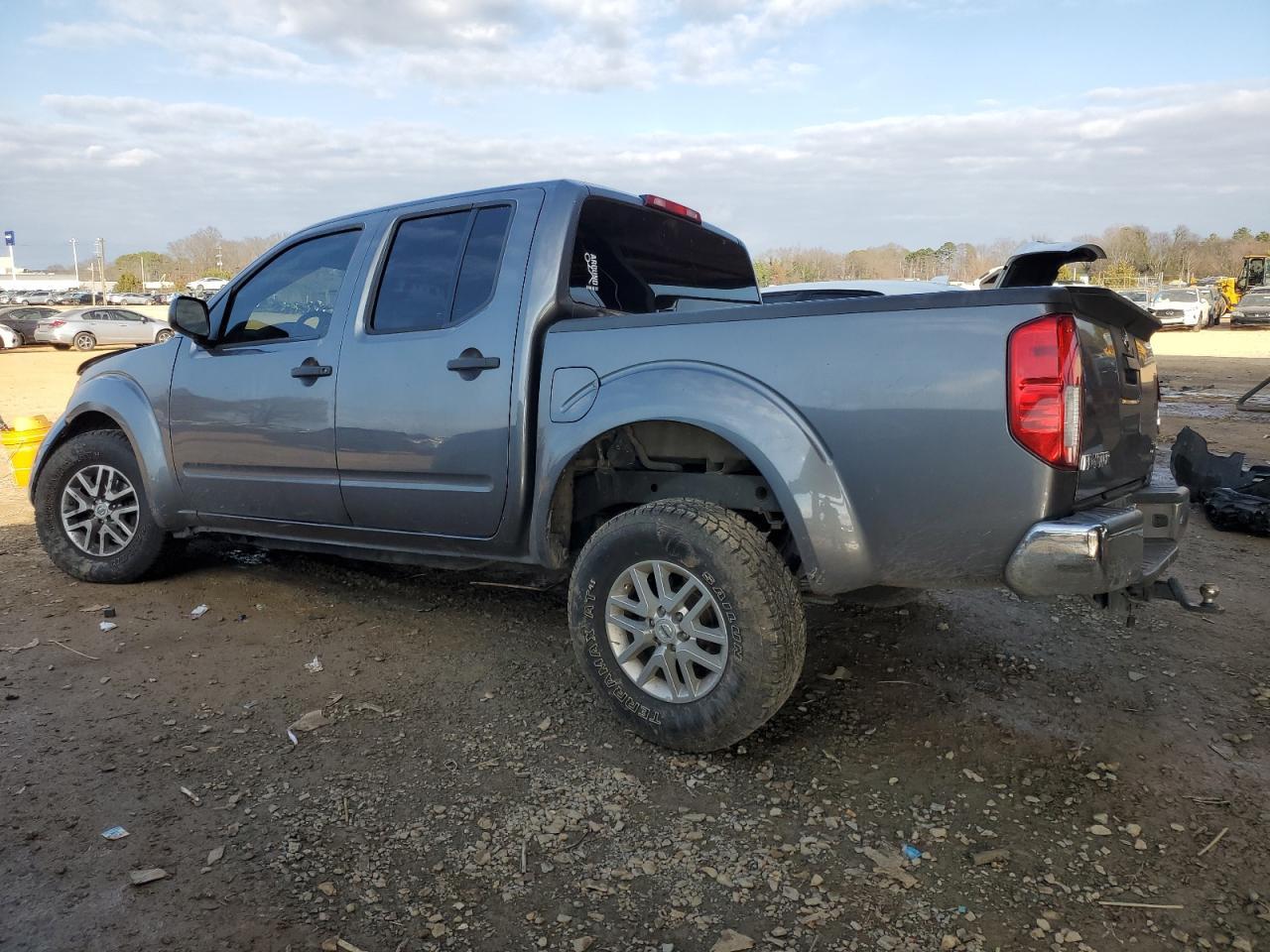 2019 NISSAN FRONTIER S - Фото 2