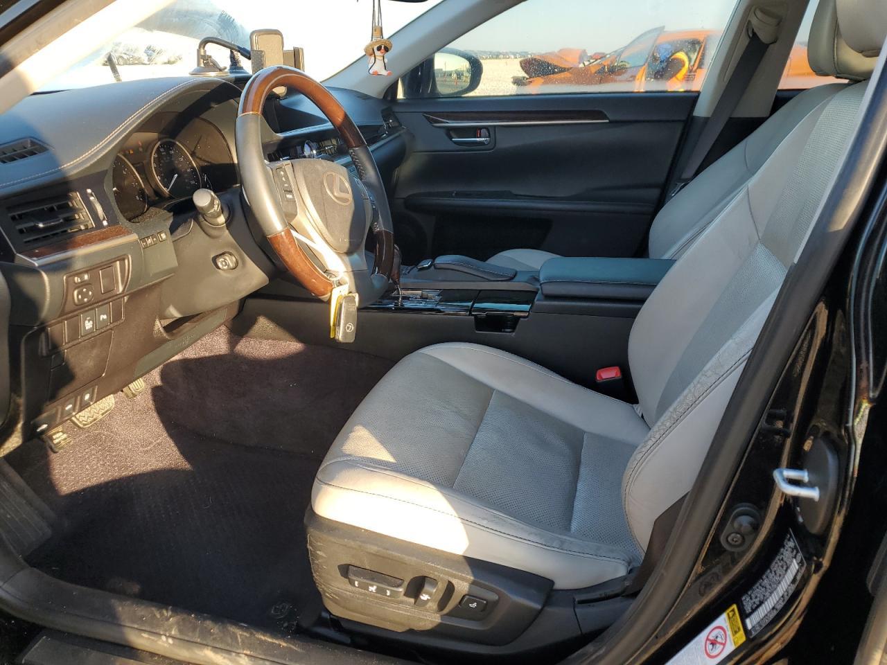 2014 LEXUS ES 350 - Фото 7