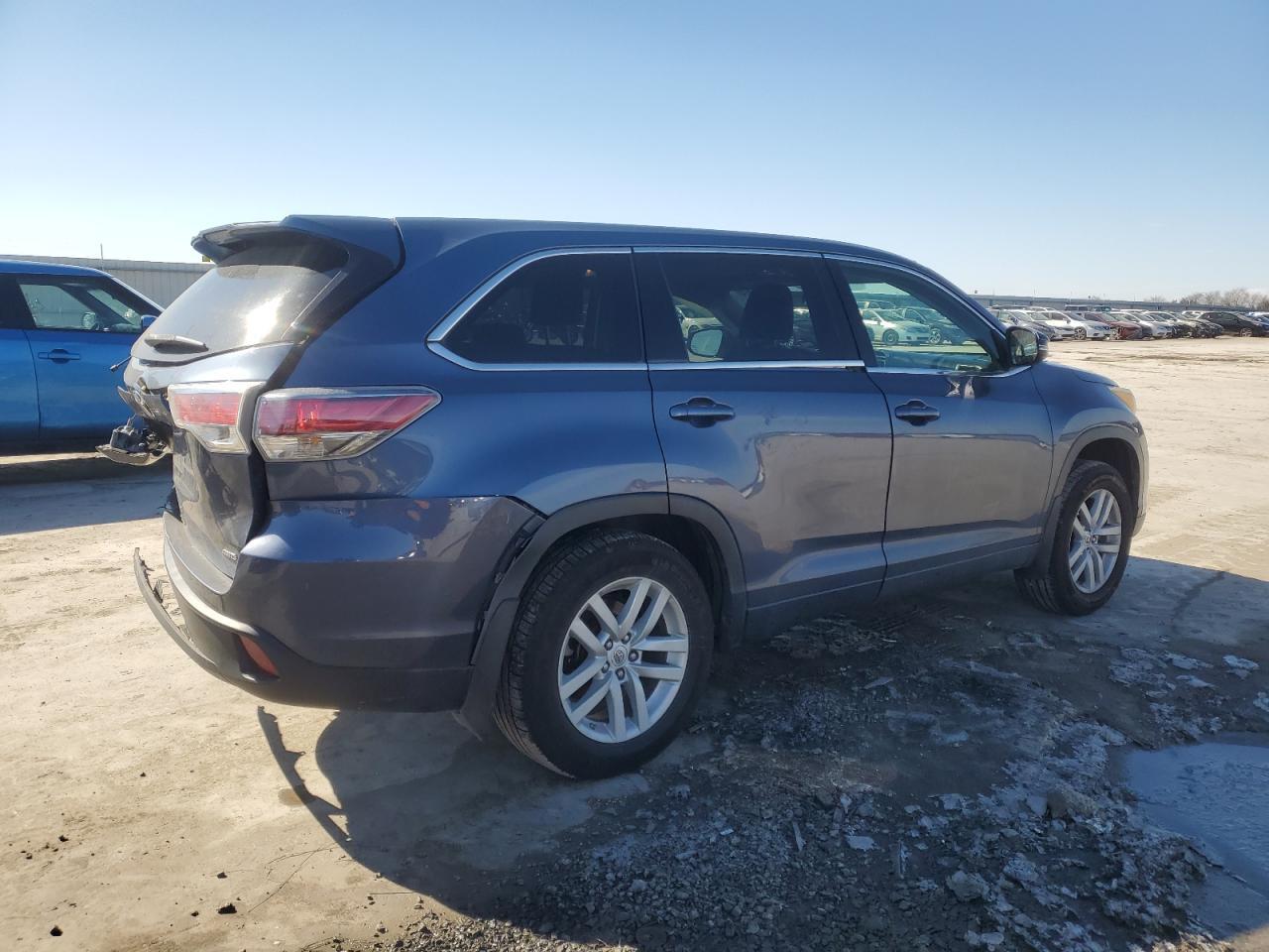 2015 TOYOTA HIGHLANDER - Image 3