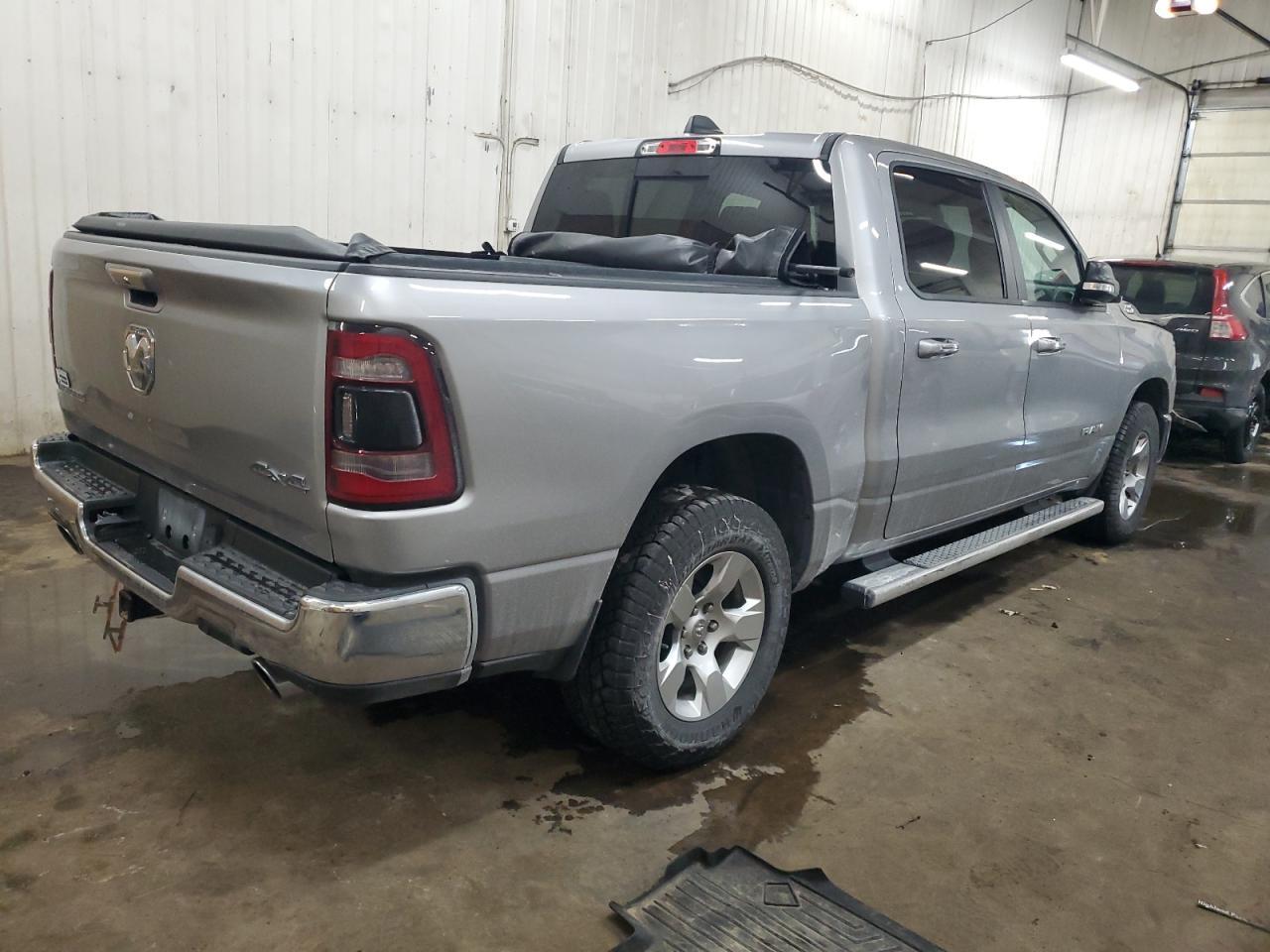 2019 RAM 1500 BIG H - Фото 3