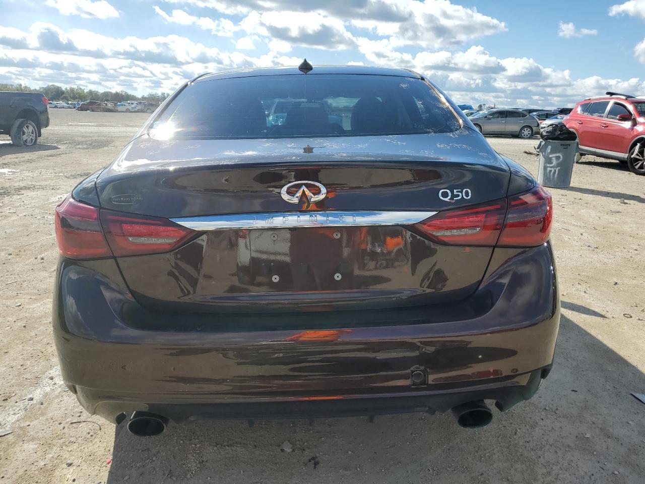 2018 INFINITI Q50 LUXE - Фото 6