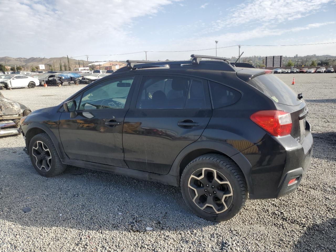2015 SUBARU XV CROSSTR - Image 2
