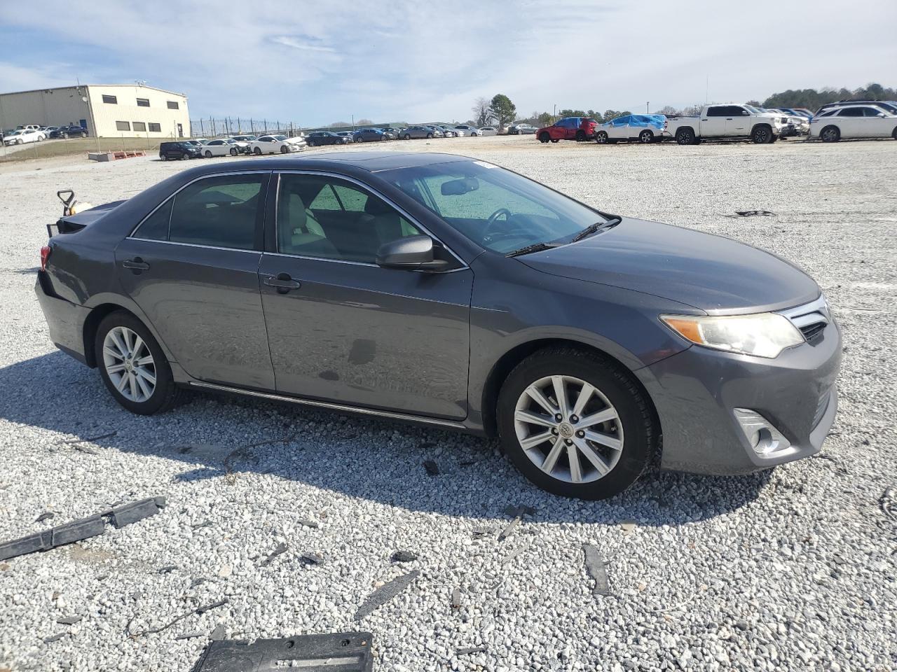 2013 TOYOTA CAMRY L - Image 4