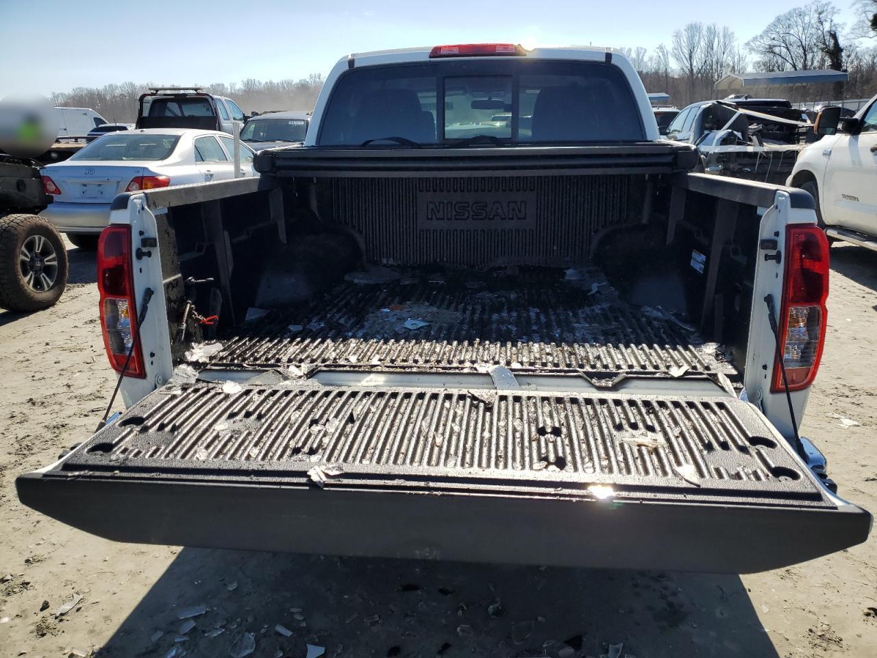 2019 NISSAN FRONTIER S - Фото 6