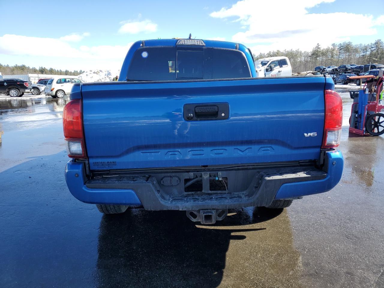 2018 TOYOTA TACOMA DOU - Фото 6