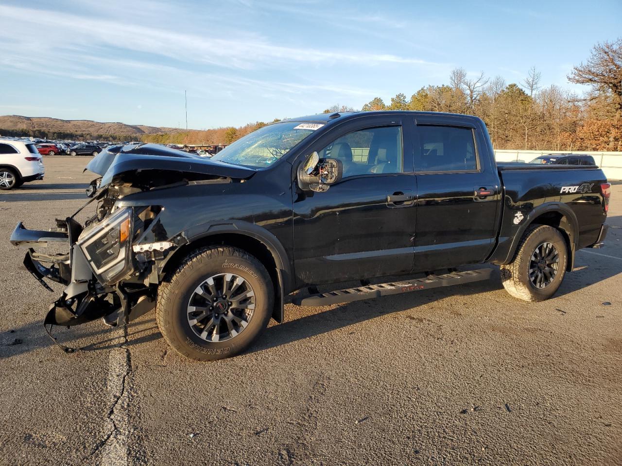 2021 NISSAN TITAN SV