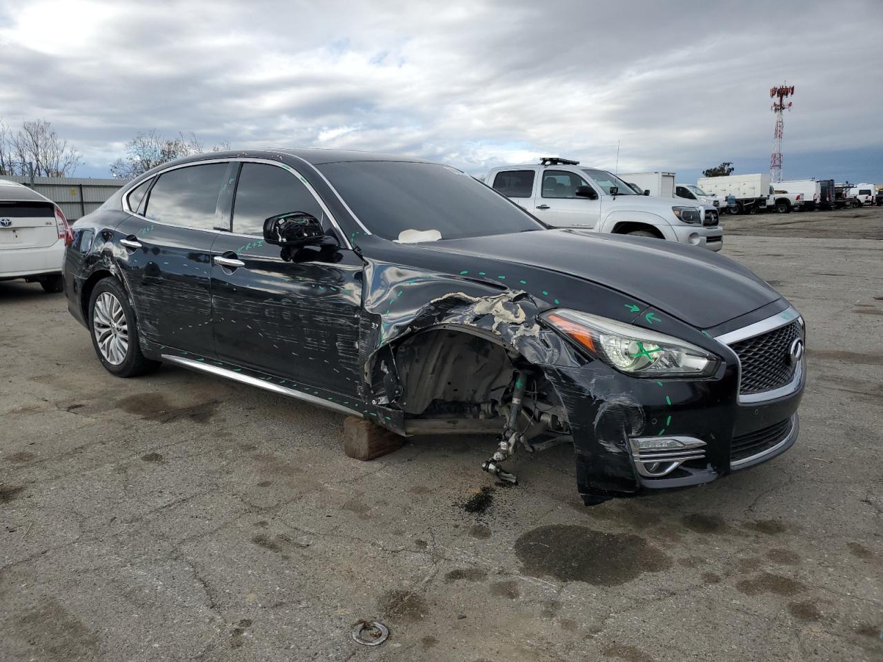 2015 INFINITI Q70L 3.7 - Image 4
