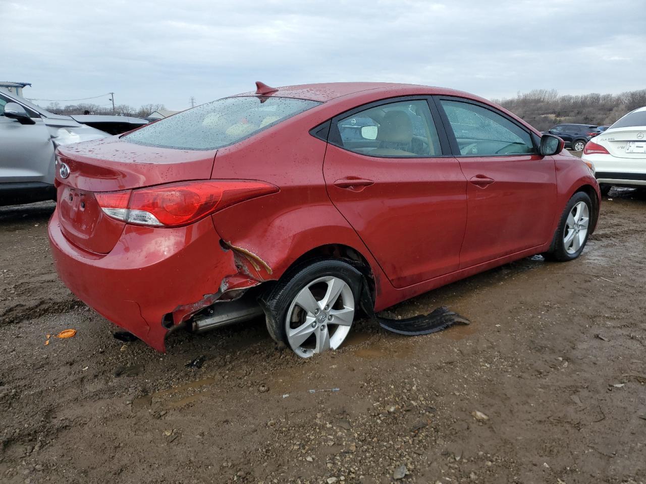 2013 HYUNDAI ELANTRA GL - Image 3