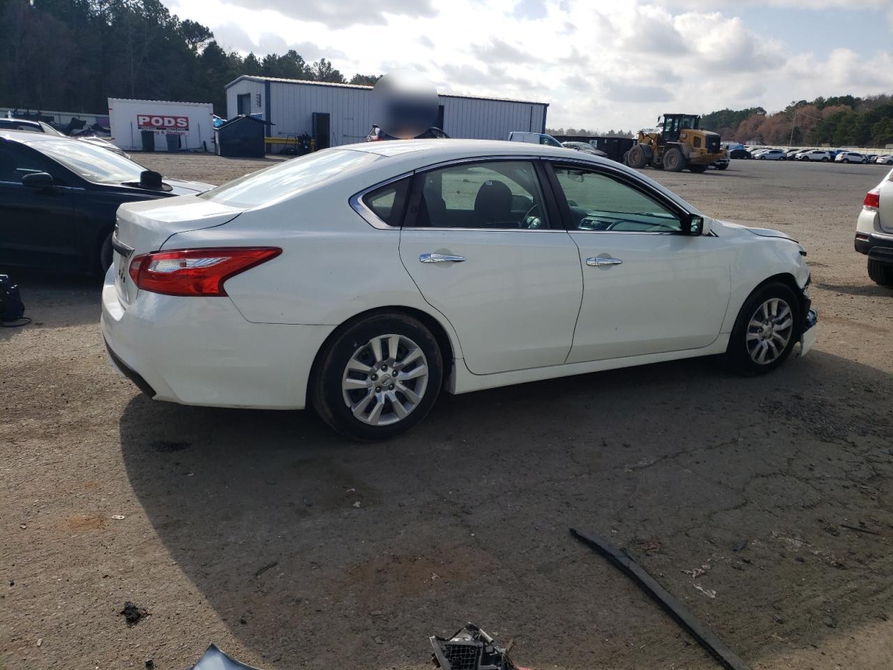 2016 NISSAN ALTIMA 2.5 - Фото 3
