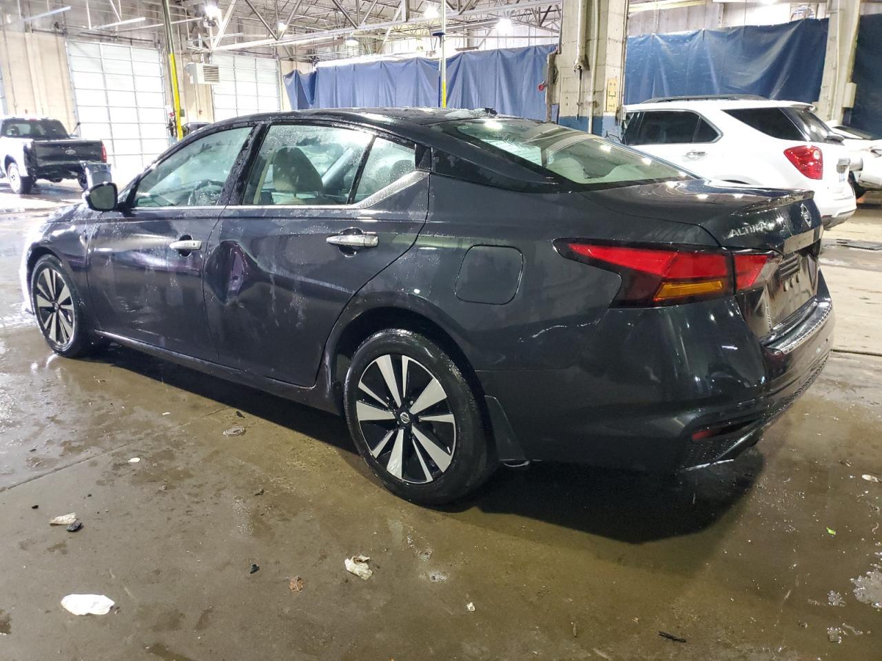 2020 NISSAN ALTIMA SV - Фото 2