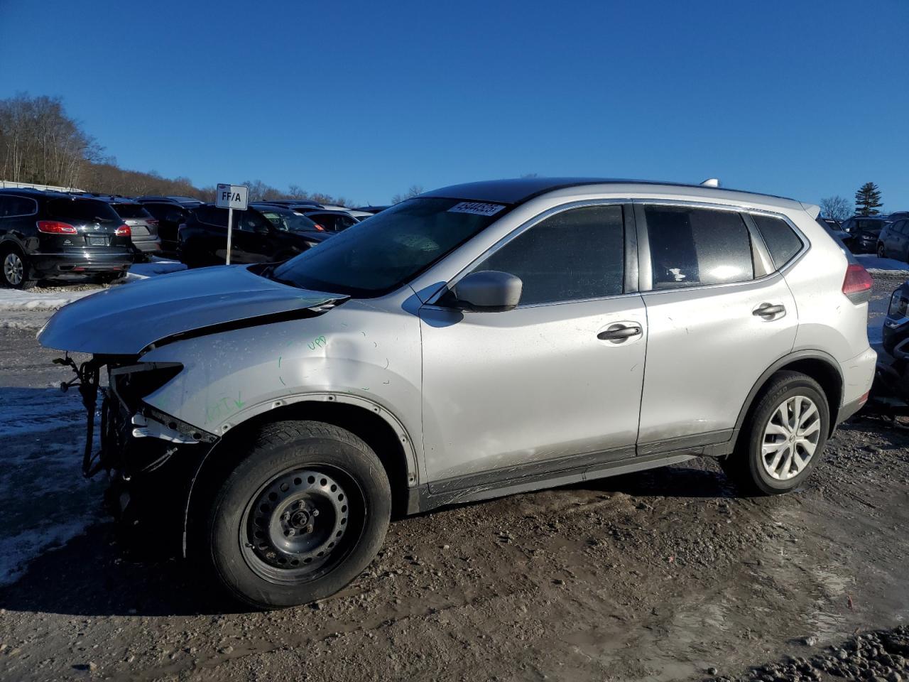 2018 NISSAN ROGUE S