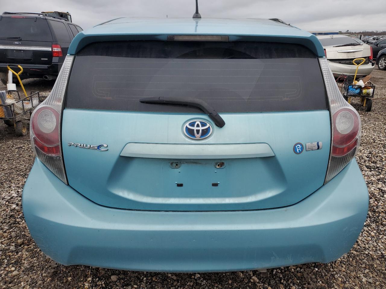 2013 TOYOTA PRIUS C - Фото 6