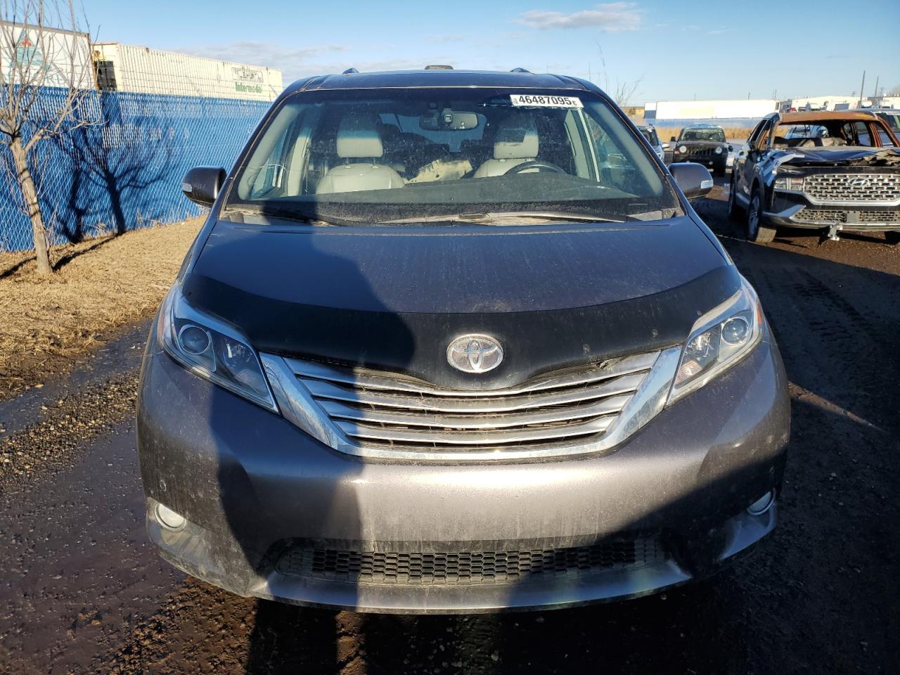 2015 TOYOTA SIENNA XLE - Фото 5