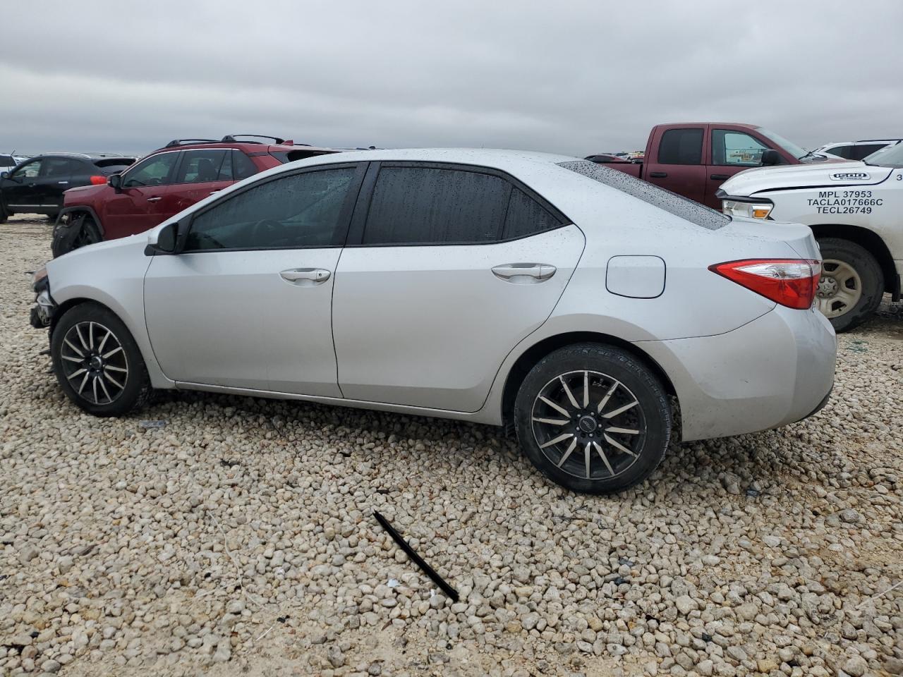 2014 TOYOTA COROLLA L - Image 2