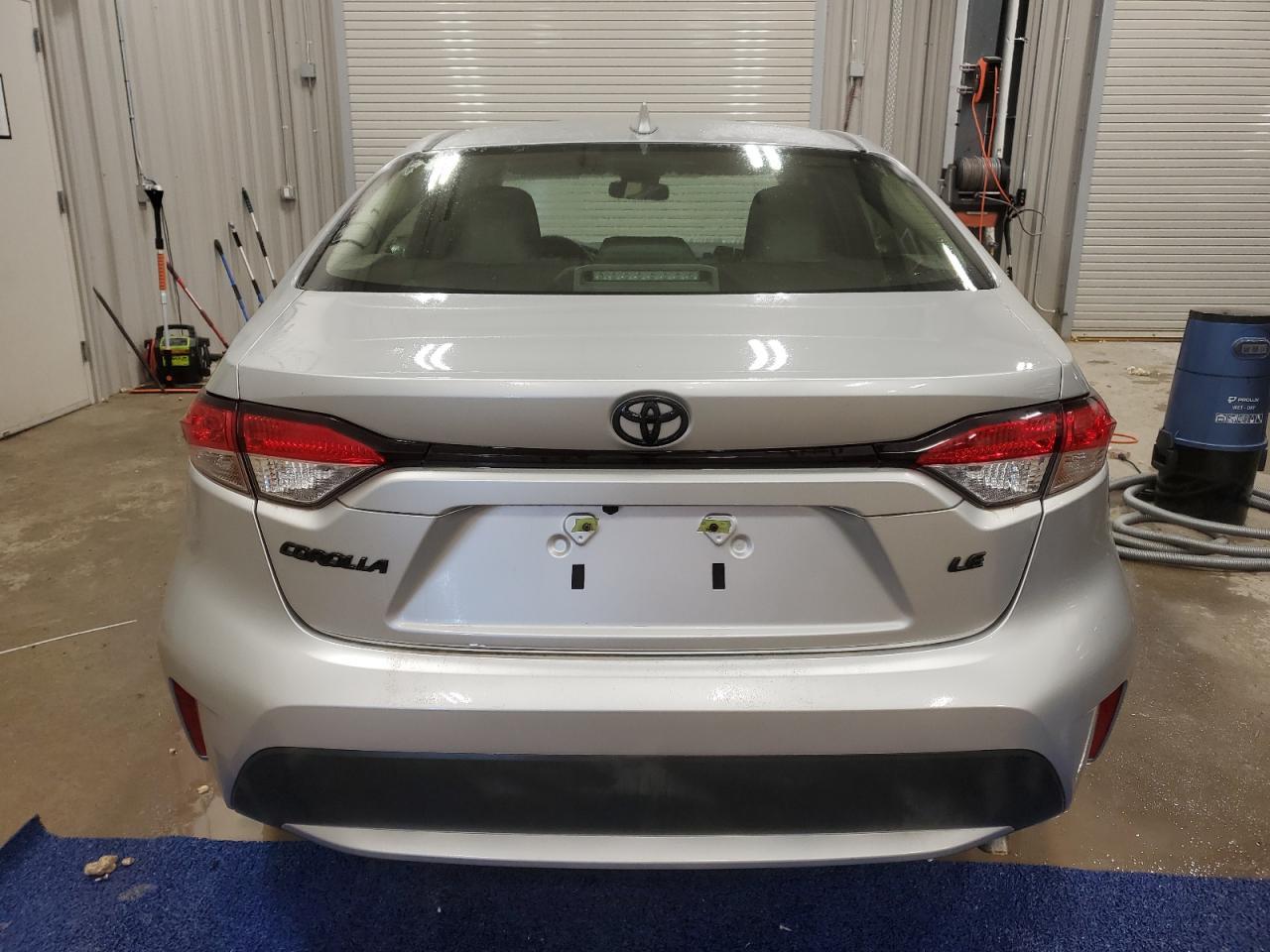 2022 TOYOTA COROLLA LE - Image 6