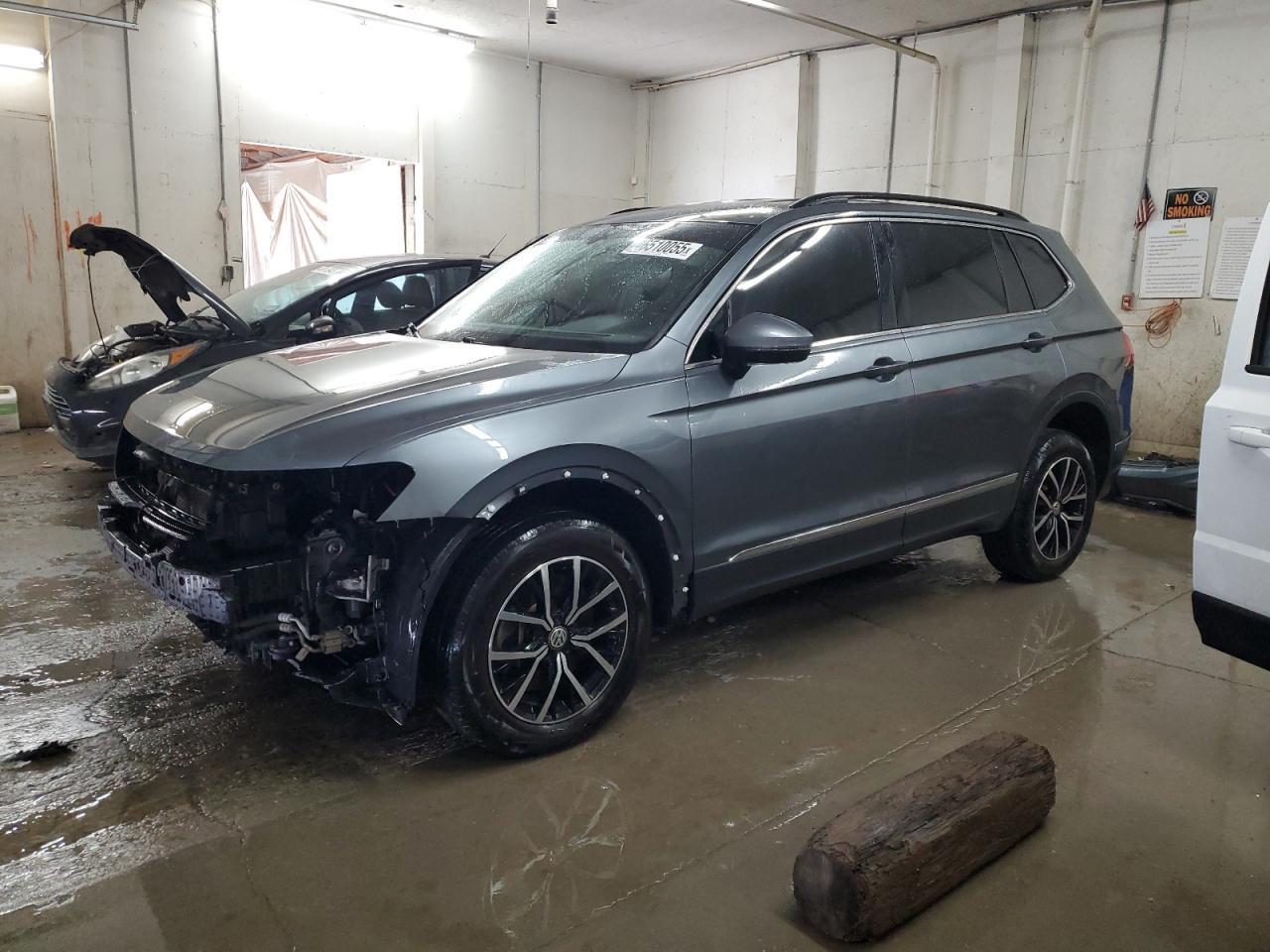 2021 VOLKSWAGEN TIGUAN SE
