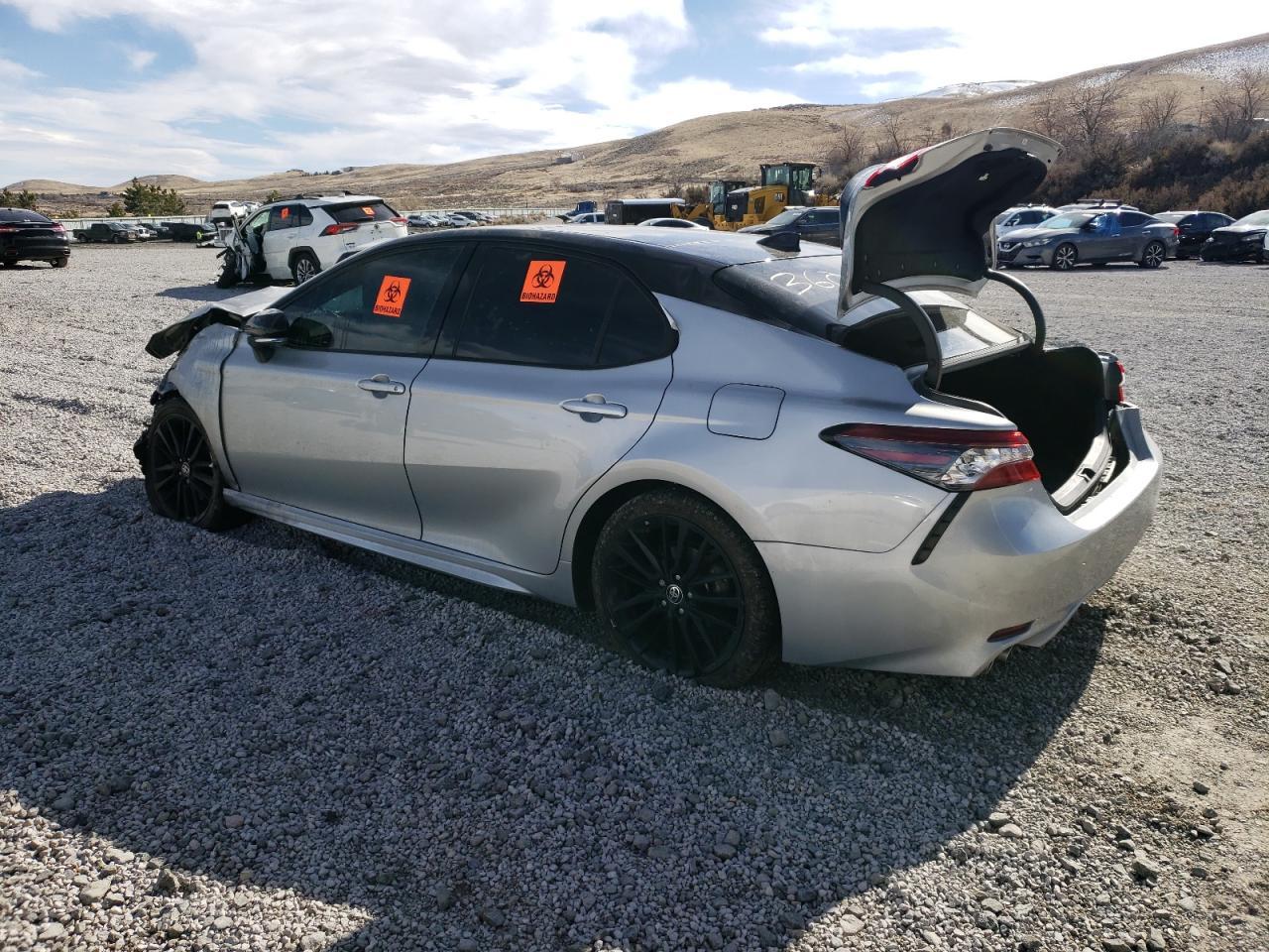 2021 TOYOTA CAMRY XSE - Фото 2
